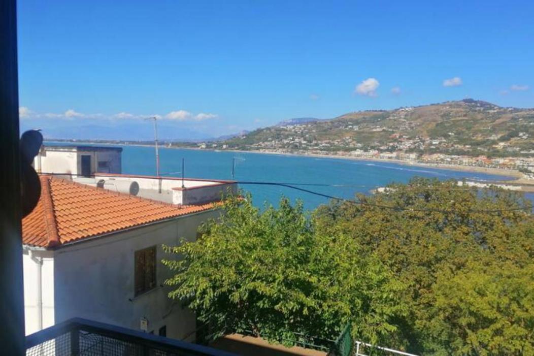 Panoramic Apartments In Villa In Center "The Beach And The Cliff" 1 Agropoli Buitenkant foto