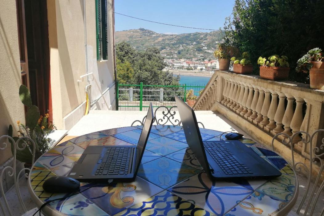 Panoramic Apartments In Villa In Center "The Beach And The Cliff" 1 Agropoli Buitenkant foto