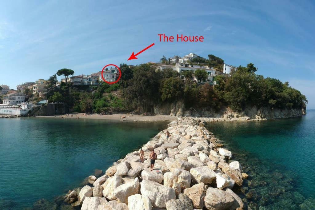 Panoramic Apartments In Villa In Center "The Beach And The Cliff" 1 Agropoli Buitenkant foto